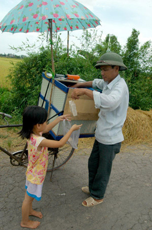 Những hình ảnh về tuổi thơ dữ dội ở vùng nông thôn nơi tôi sinh ra | Công an Hà Tĩnh