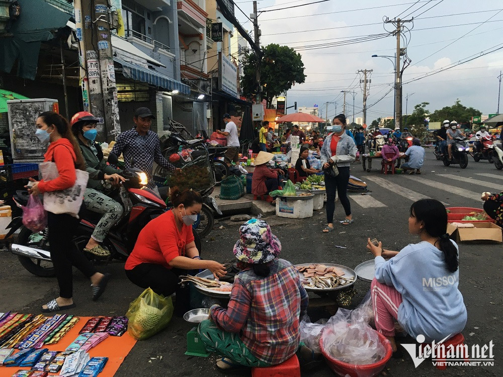 Bảng chi tiêu 20 triệu đồng/tháng của vợ và lời nhắn 'đừng hỏi tiền đi đâu hết'