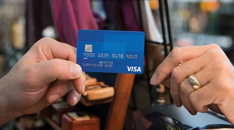 Thẻ ghi nợ Visa là gì? 6 thông tin cần biết về thẻ ghi nợ Visa