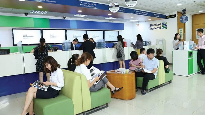 Standard Chartered là ngân hàng gì? Thời gian làm việc, hotline chính xác