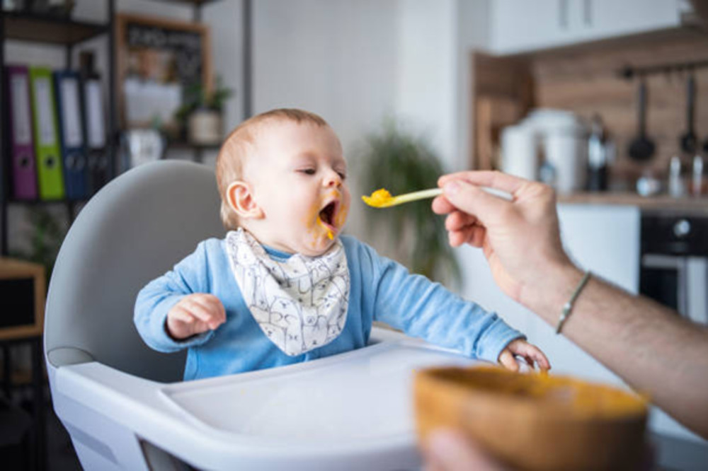 7 cách giúp trẻ ăn dặm ngon miệng hứng thú, cha mẹ nhàn tênh