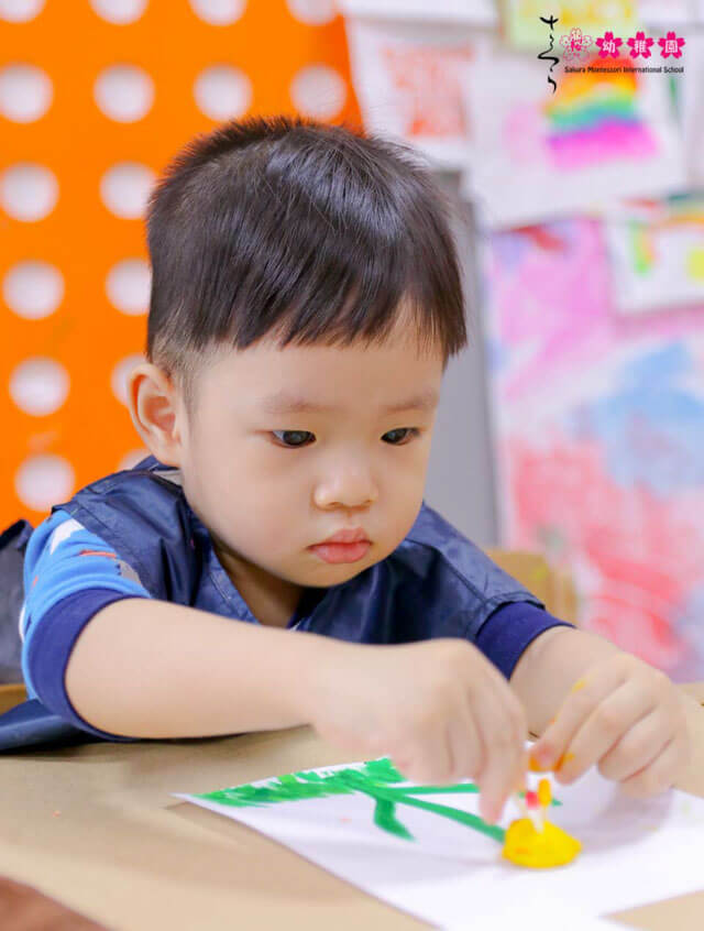 SMISers “hô biến” tăm bông thành những bông hoa xinh xắn