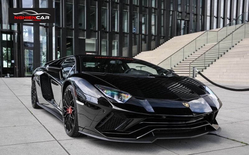 Bảng Giá Xe Lamborghini Lăn Bánh, Khuyến Mãi Tháng