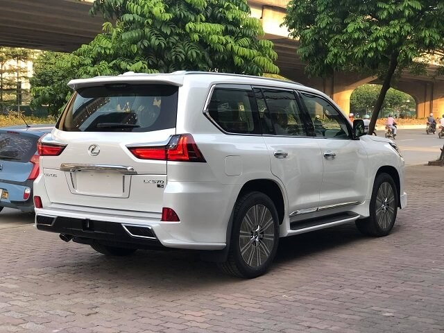 Chi tiết Lexus LX570 2022 kèm giá bán (06/2024)