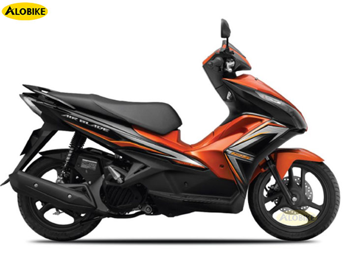 Full dàn áo Ab 2014, thay vỏ nhựa xe Airblade 2014 giá bao nhiêu?