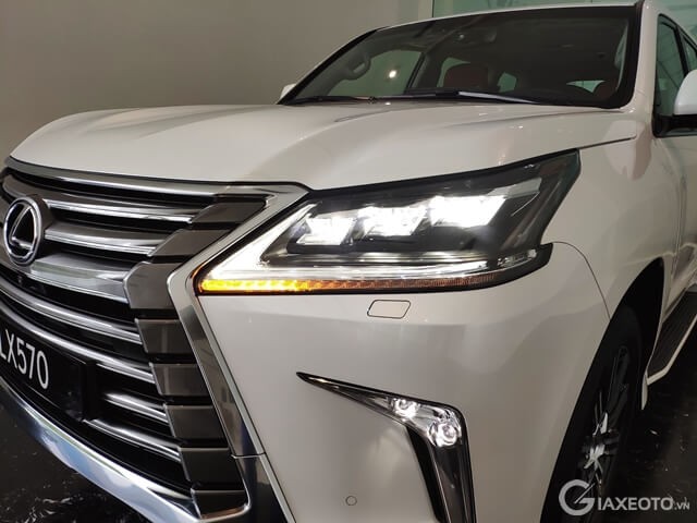 Chi tiết Lexus LX570 2022 kèm giá bán (06/2024)