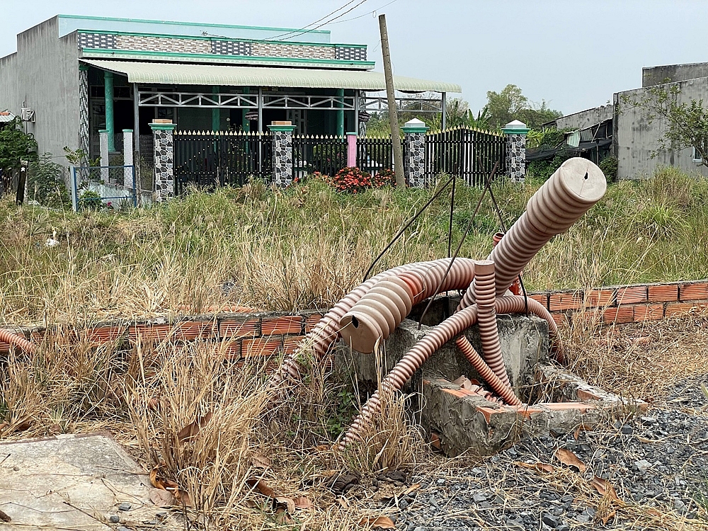 Long An: Cảnh hoang tàn tại dự án Khu dân cư An Phú Sinh