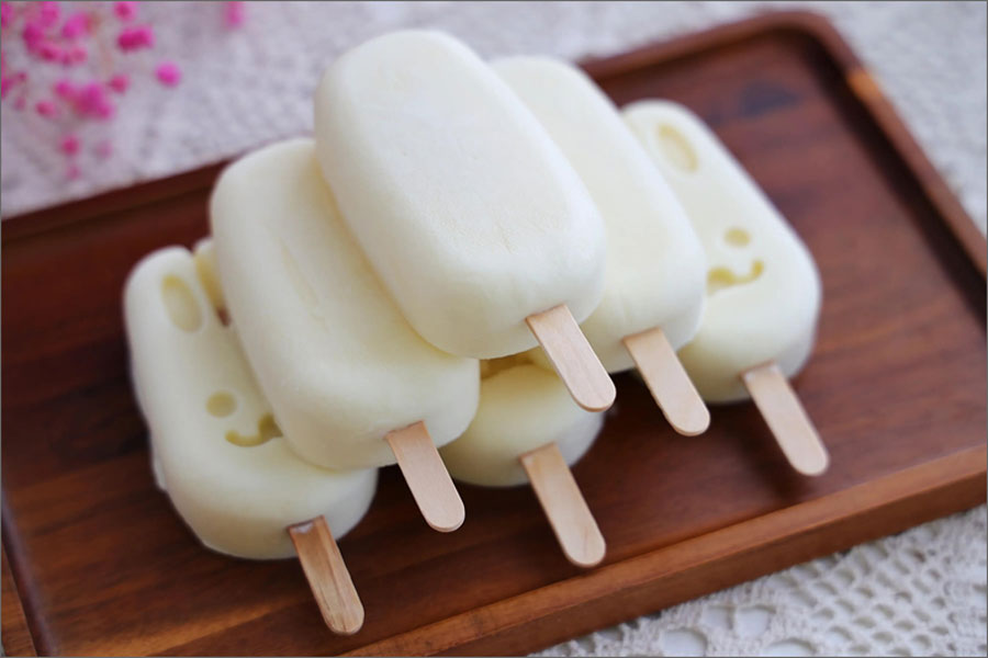 2 cách làm kem từ sữa đặc và sữa tươi tại nhà cực ngon, ai cũng làm được