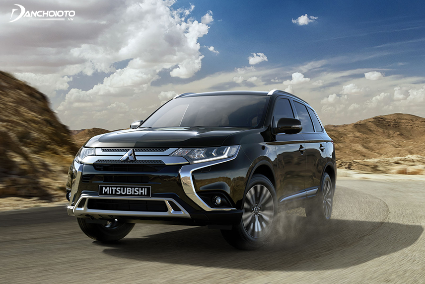 Đánh giá có nên mua Mitsubishi Outlander 2018 cũ không?