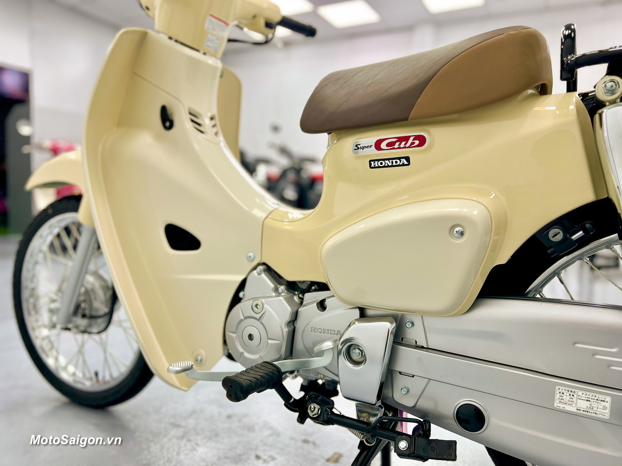 Honda Super Cub 50 nhập Nhật về Việt Nam số lượng lớn