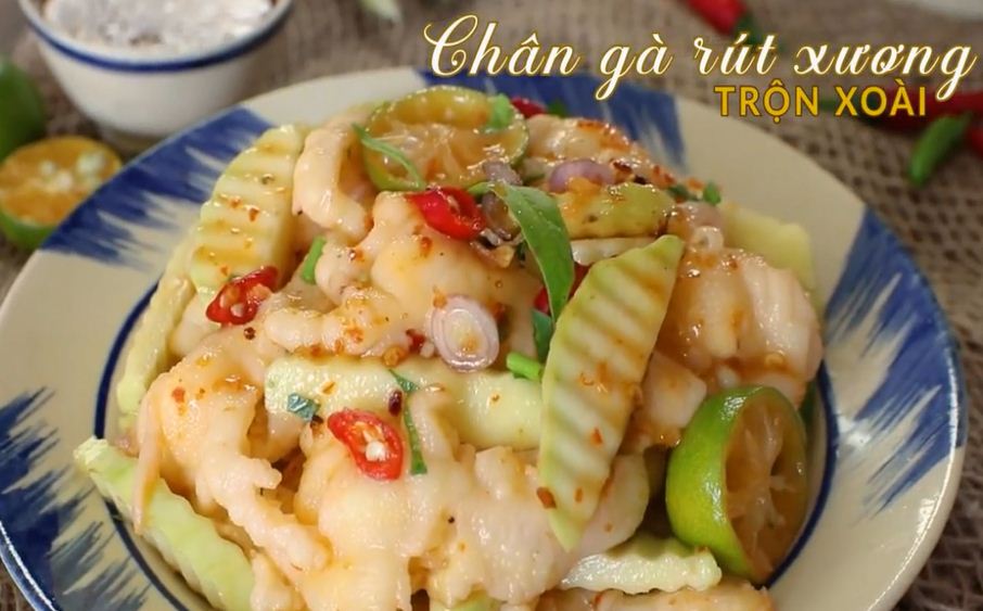 Cách rút xương chân gà nhanh, dễ chỉ với 3 bước