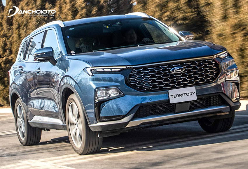 Bảng giá xe ô tô Ford: SUV 5 chỗ, 7 chỗ và bán tải (6/2024)