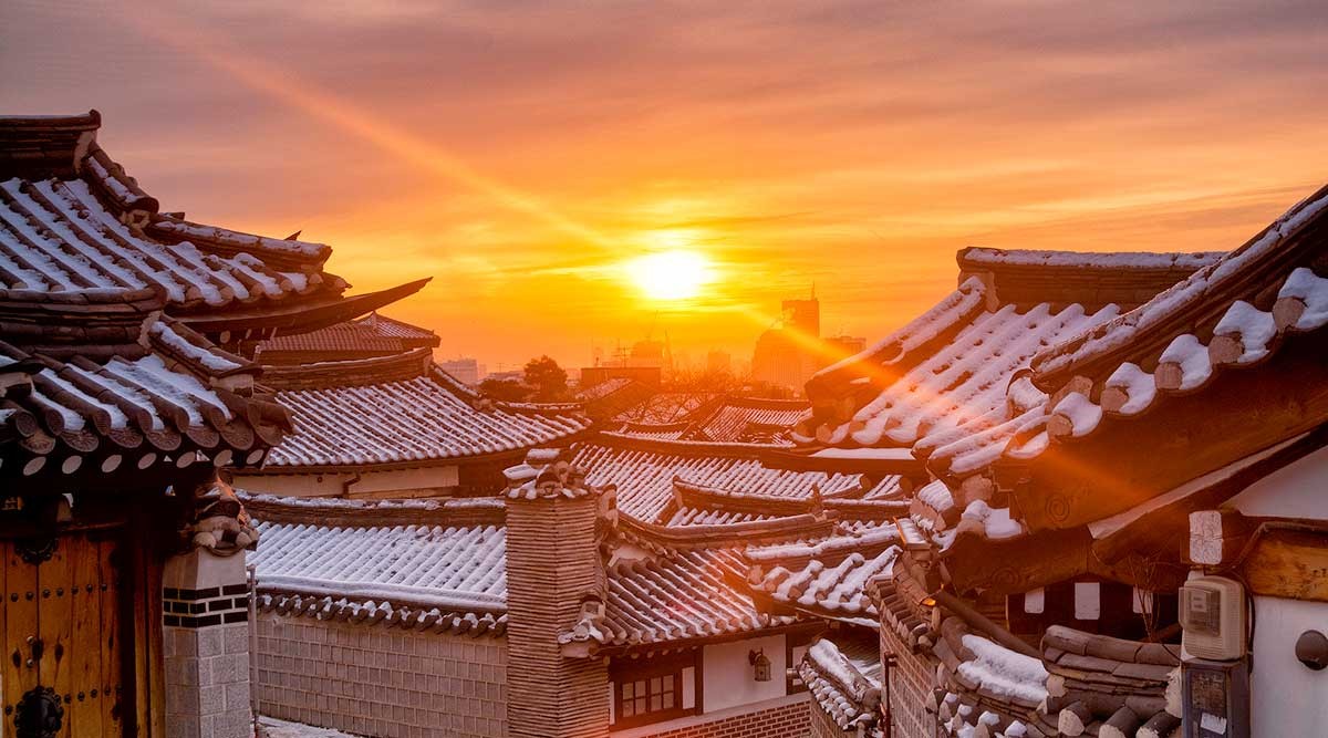 Làng Bukchon Hanok: Nơi lưu giữ di sản văn hóa Hàn Quốc độc đáo