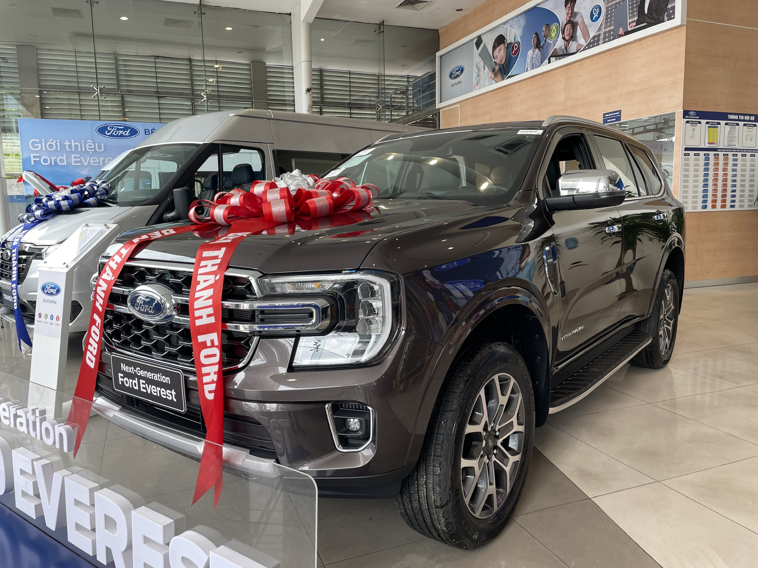 Nội Thất Xe Ford Everest 2024