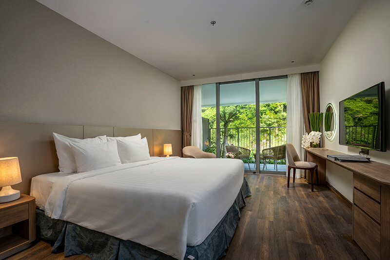 Combo Flamingo Cát Bà Resort 2 ngày 1 đêm và 3N2Đ khởi hành từ Hà Nội