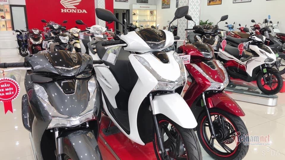 Honda SH 2020 hạ giá kỷ lục, xe đời cũ vẫn chênh mức 'khủng'