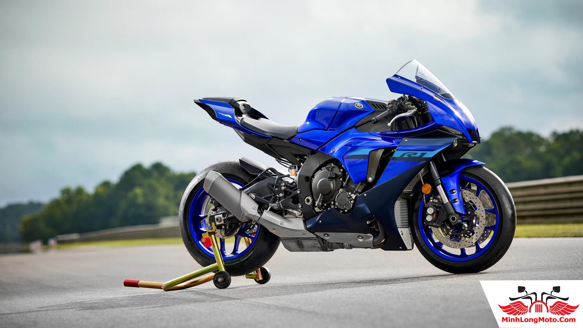 Giá xe Yamaha YZF R1 và R1M kèm đánh giá chi tiết