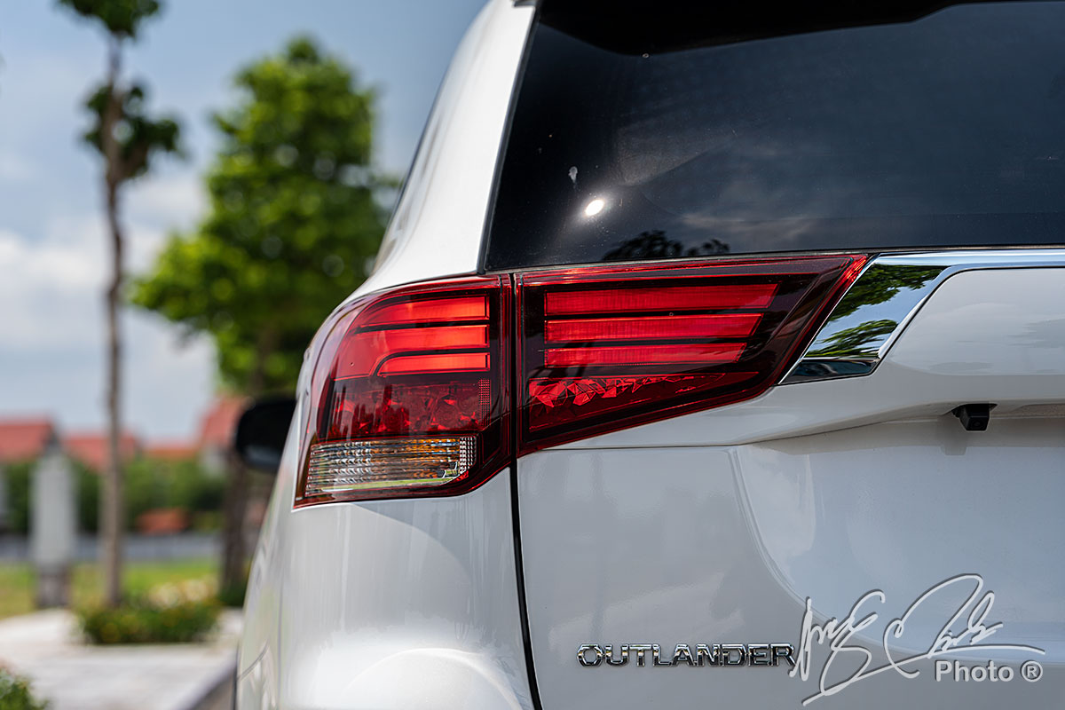 Ưu nhược điểm xe Mitsubishi Outlander 2021: Có hơn