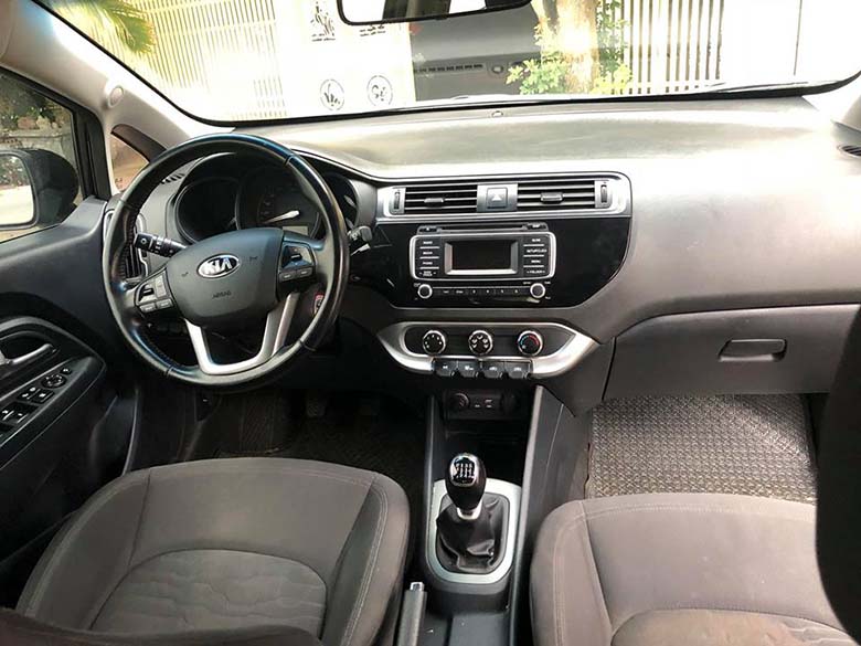 Bảng giá xe Kia Rio cũ tháng 06/2024