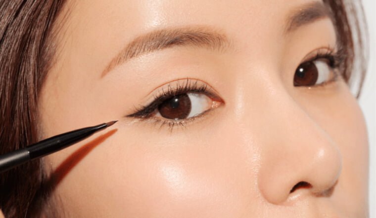 Bộ mỹ phẩm make up cơ bản cho người mới bắt đầu