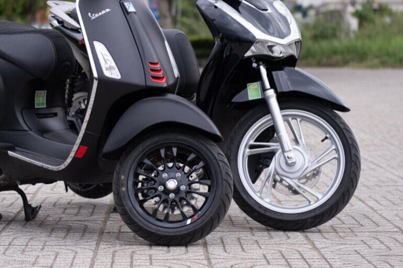 So sánh giữa Honda và Vespa - Xe Vespa - Piaggio