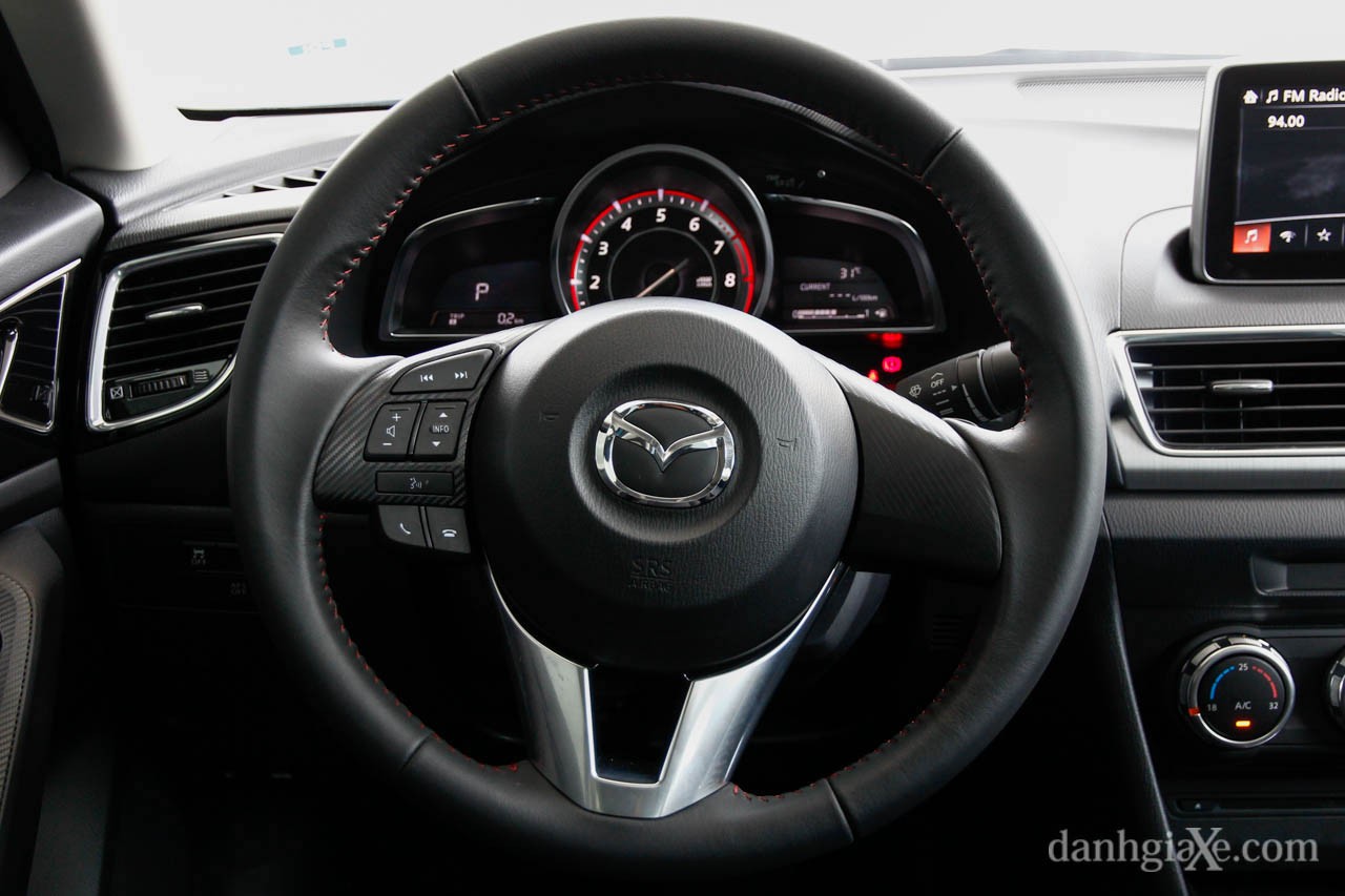 Đánh giá xe Mazda 3 2015