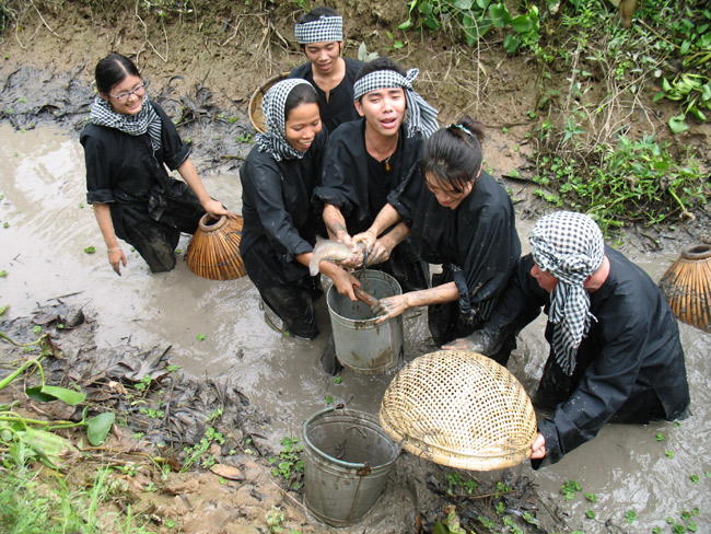 Du lịch 6 tỉnh miền Tây ” Mỹ Tho - Bến Tre - Cần Thơ - Sóc Trăng - Bạc Liêu - Cà Mau “