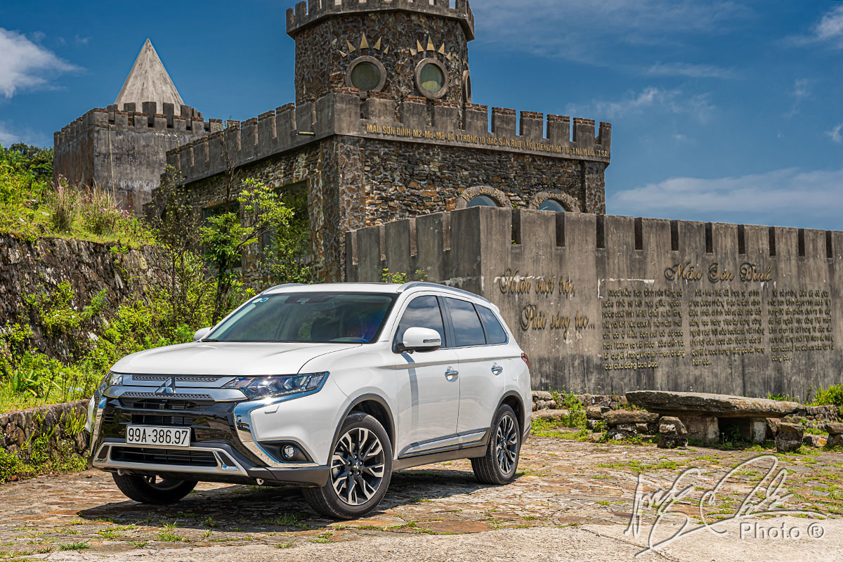 Ưu nhược điểm xe Mitsubishi Outlander 2021: Có hơn