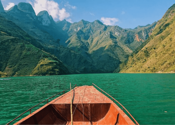 Sông Nho Quế - vẻ đẹp vượt thời gian bên núi đá Hà Giang